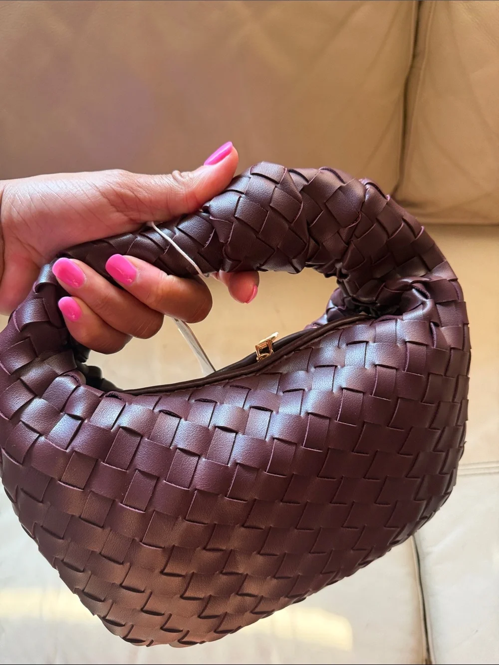 Urban Expressions Mini Wine Woven Knotted Hobo Bag